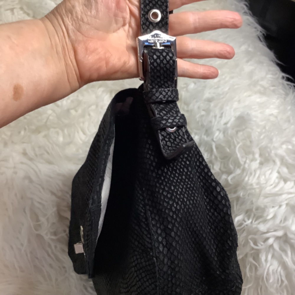 EUC Aimee Kestenburg black suede leather shoulder‎ chest snake - Picture 6 of 17